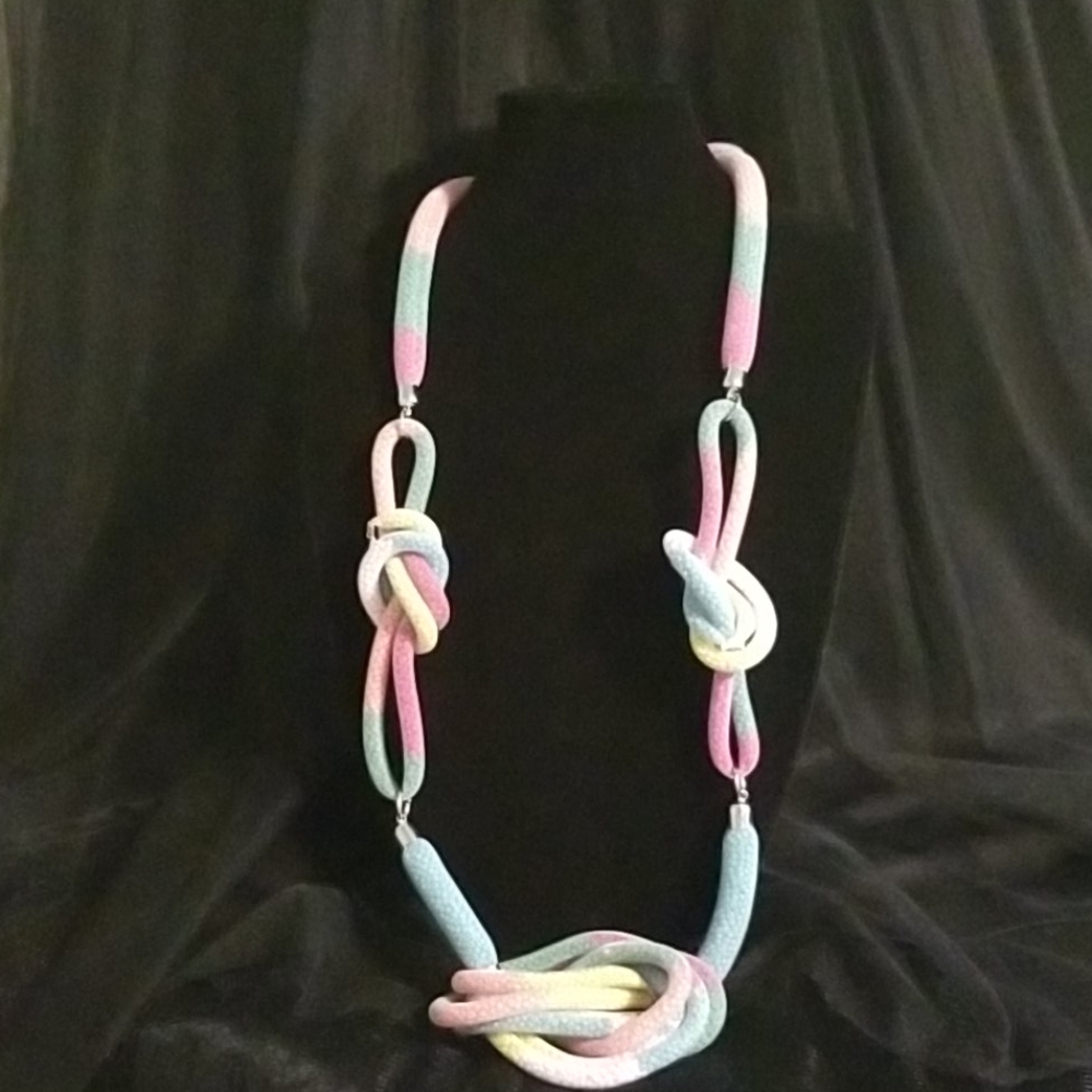 DaVinci Knotted Beaded Mesh Rope Statement Necklace Set. Measuring 41 inches